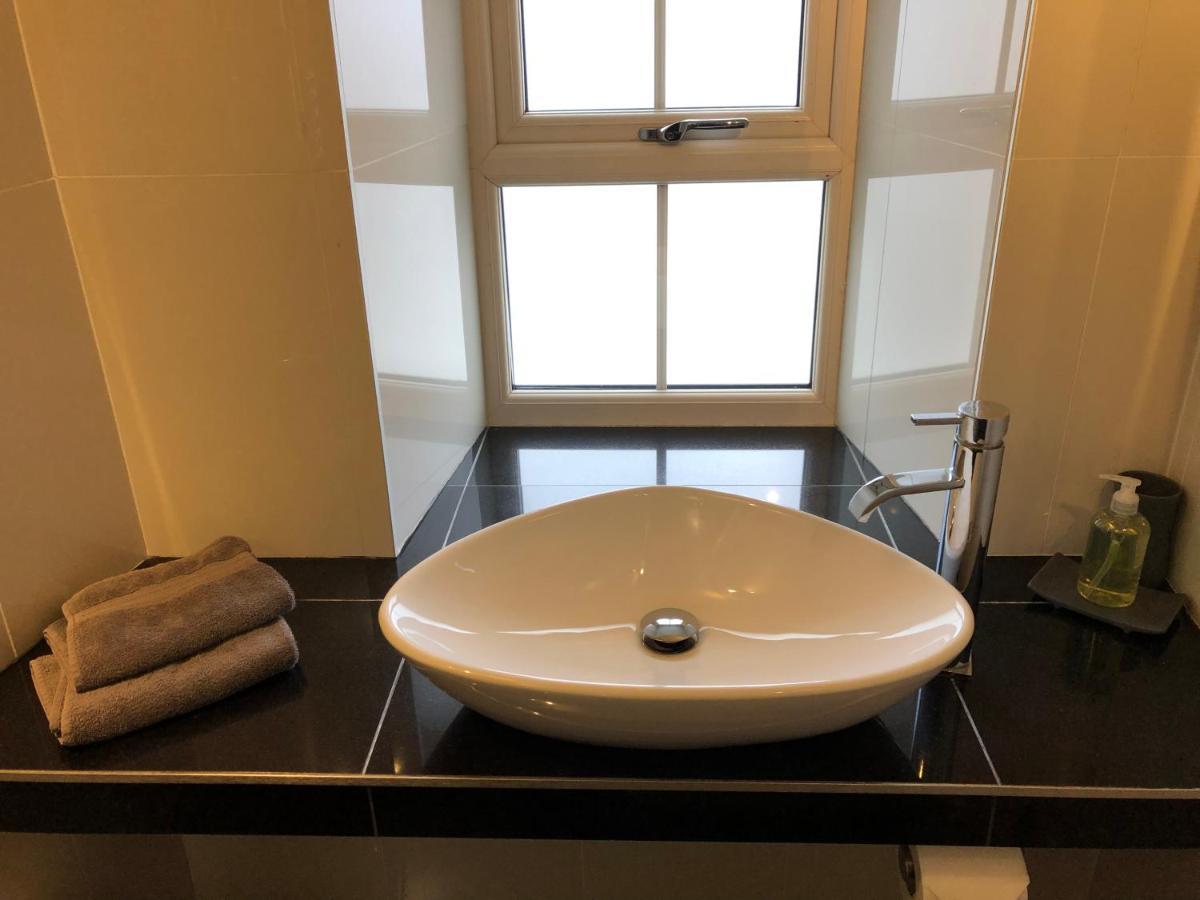 Number 19, Cardigan Apartment Ngoại thất bức ảnh